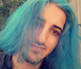 Skye, 27, Zaltbommel