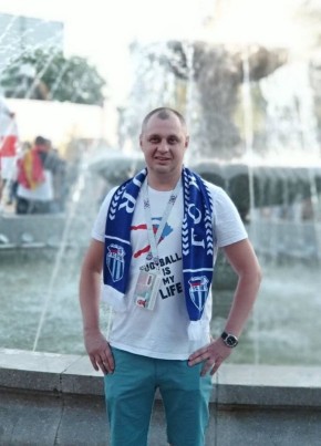 Михаил Струченев из Волгограда 42 года