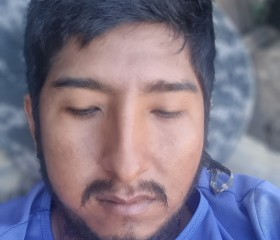Rober, 25, Santa Cruz de la Sierra