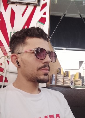 Abdlhak из بني ملال 27 лет