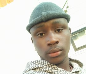 Umardolo, 18, Kuwait City