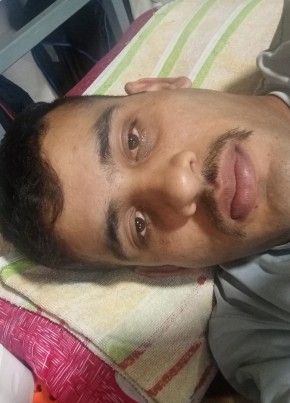 Anil Dhami из Kathmandu 26 лет