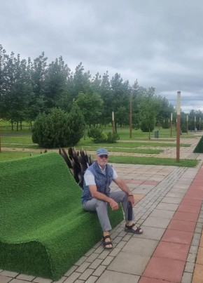 Олег из Санкт-Петербурга 58 лет