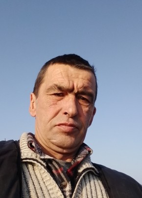 Андрей из Десногорска 54 года