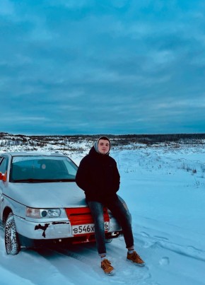 Илья, 21, Россия, Серов