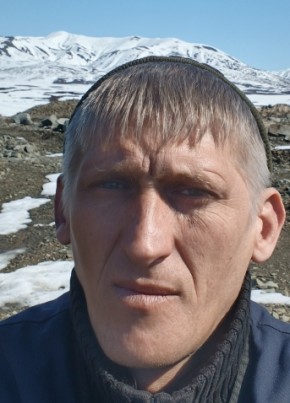 Николай из Гуково 42 года