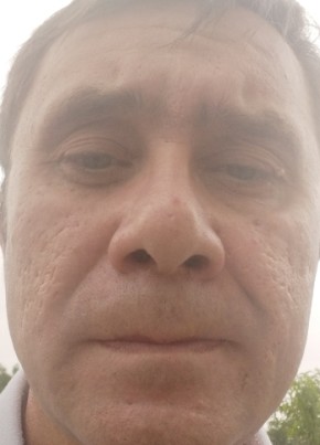 Заур из Нальчика 48 лет