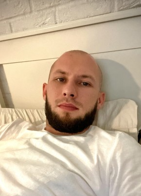 Dmitry из Москвы 28 лет