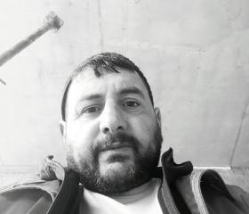 Rasim, 44, Sarajevo