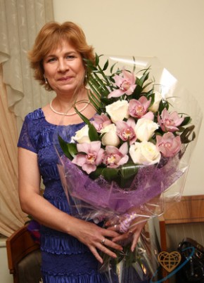 Елена, 64, Россия, Коммунар