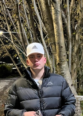 Александр из Курска 19 лет