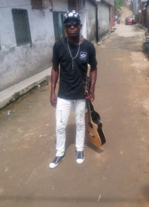 wah prosper, 31, Republic of Cameroon, Douala
