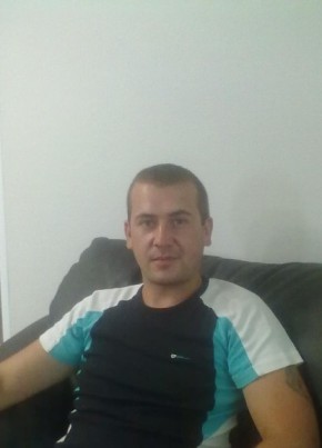 Антон, 39, Россия, Углич