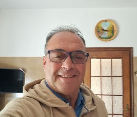 Salvo 70, 54, Catania