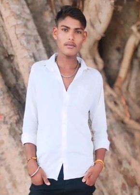 Ravi, 18, India, New Delhi