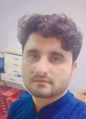 Zeeshan Khan, 18, Saudi Arabia, Najran