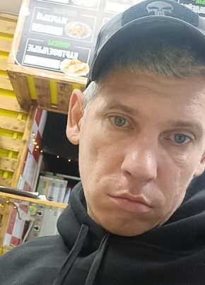 Олег из Красноярска 42 года
