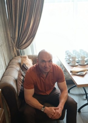 Тимур из Ульяновска 38 лет