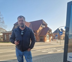 Perwomaec, 45, Berlin