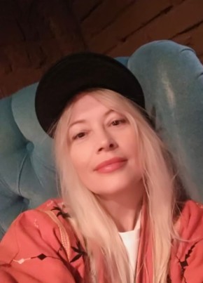 Irina, 58, Russia, Saint Petersburg