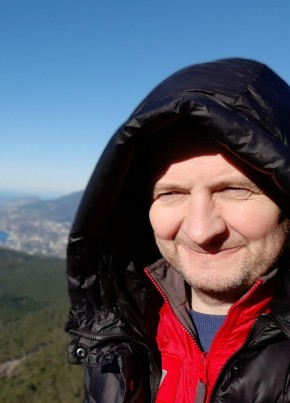 Павел из Санкт-Петербурга 52 года