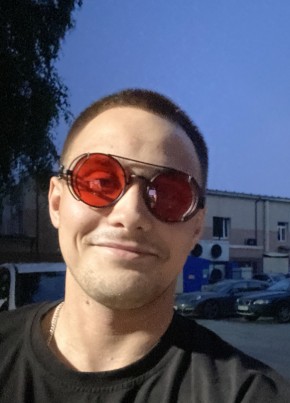 Василий из Сургута 19 лет