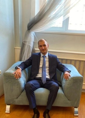 Геннадий из Тюмени 18 лет