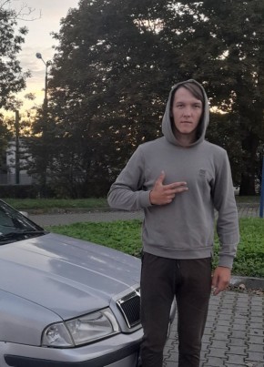 Олег, 19, Rzeczpospolita Polska, Poznań