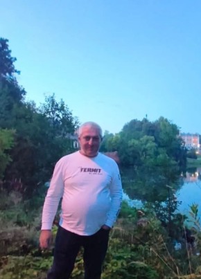 Виталий из Дмитрова 42 года