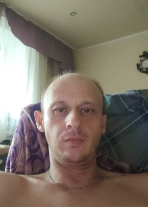 Александр из Советской Гавани 46 лет