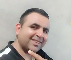 Andrés Yepez, 46, Punto Fijo