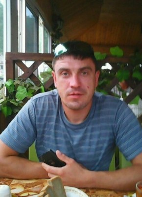 Андрей, 40, Россия, Белоусово