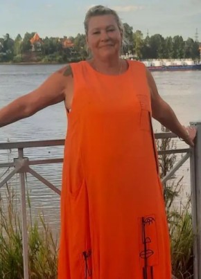 Елена из Великого Новгорода 58 лет