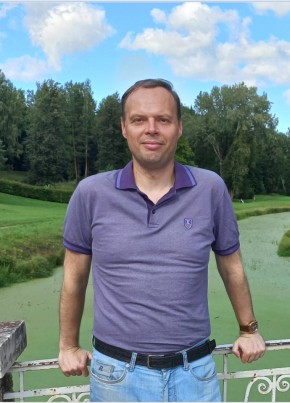 Павел из Санкт-Петербурга 44 года