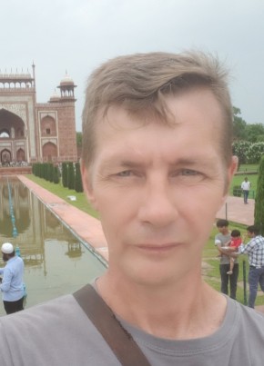 Aleksandr, 50, India, Delhi