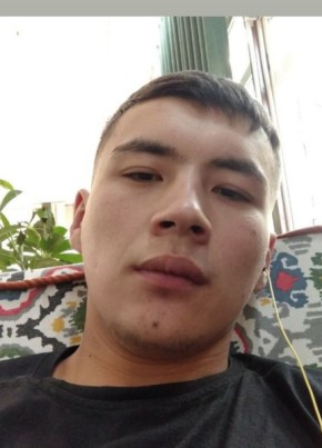 Adi, 20, Kyrgyzstan, Bishkek