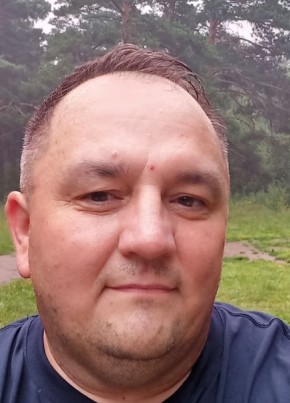 Andrey, 47, Russia, Berezovka