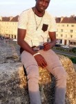 Abakar, 22 года, Caen