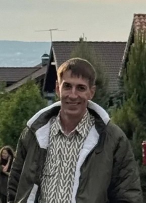 Антон из Красноярска 41 год