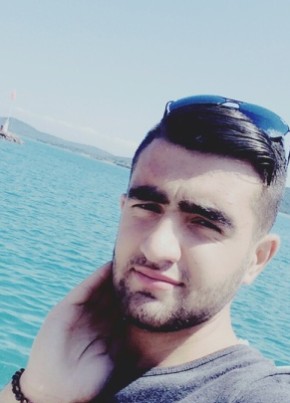 Selçuk, 27, Türkiye Cumhuriyeti, Ayvalık