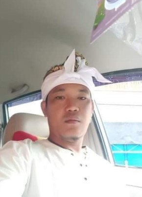 Widi bali, 46, Indonesia, Ubud