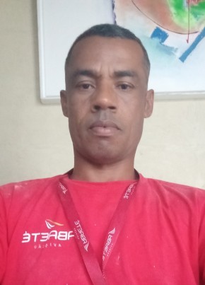Givanilson Alves из Lauro de Freitas 43 года