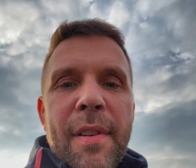 Antoni Grüber, 42, Dortmund
