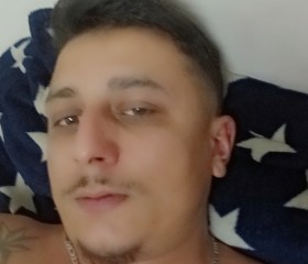 Razvan, 27, Maldegem