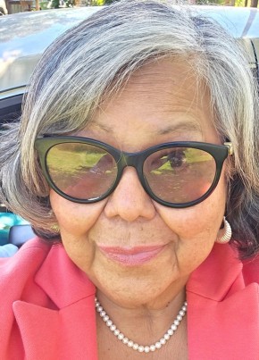 Janie Lara из Corpus Christi 68 лет