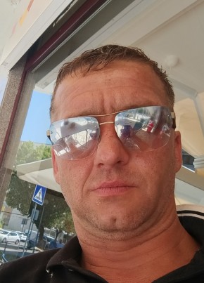 Ruslan из Cogolin 46 лет