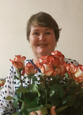 Анна, 65, Россия, Иваново