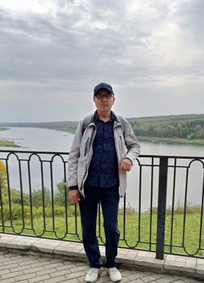 Василий, 62, Россия, Березовский