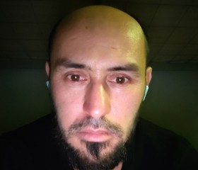 Zaynidin Sultono, 39, Kazan