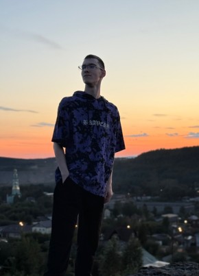 Дмитрий из Нижнего Тагила 19 лет
